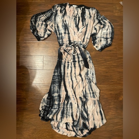 Young Fabulous & Broke Jillian Faux Wrap Dress Size S - Picture 2 of 3